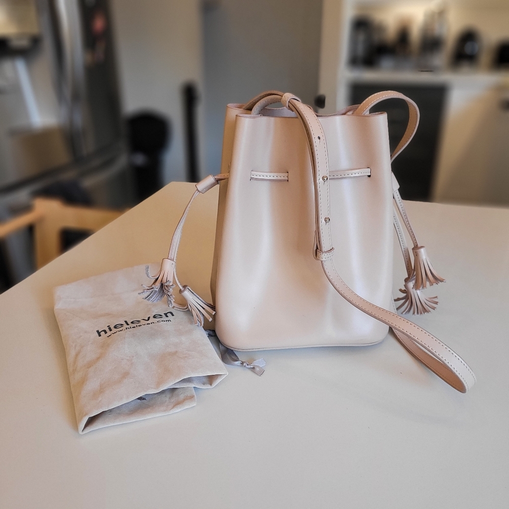 Hieleven Blush Beige Cattle Leather Crossbody Shoulder Bucket Bag